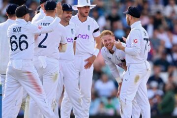 Uncapped leg-spinner added to England Test squad for the tour of Pakistan