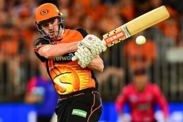 Ashton Turner and Cameron Bancroft power Perth Scorchers to another BBL final