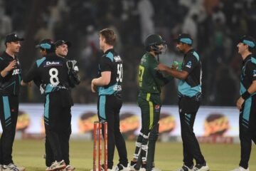 New Zealand survives Iftikhar Ahmed scare to beat Pakistan in a last-ball thriller